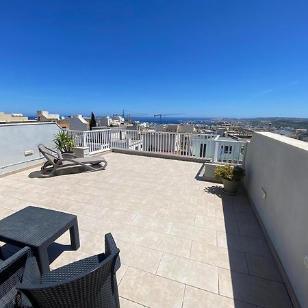 Sunshine Apartments Mellieha - Modern Two Bedroom Penthouse With Terrace 外观 照片