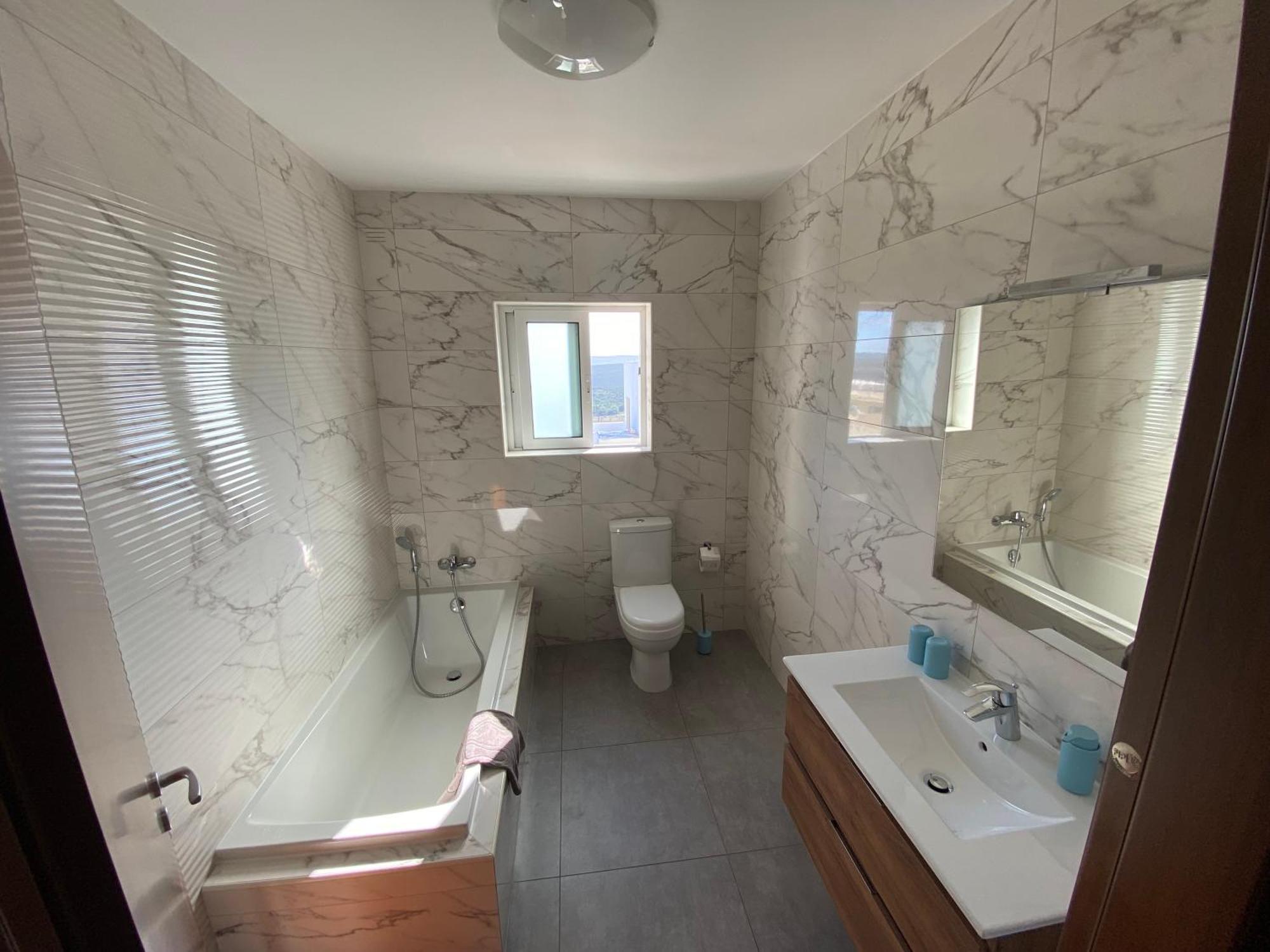 Sunshine Apartments Mellieha - Modern Two Bedroom Penthouse With Terrace 外观 照片
